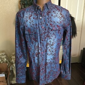 Buckle Exclusive Long Sleeve Shirt